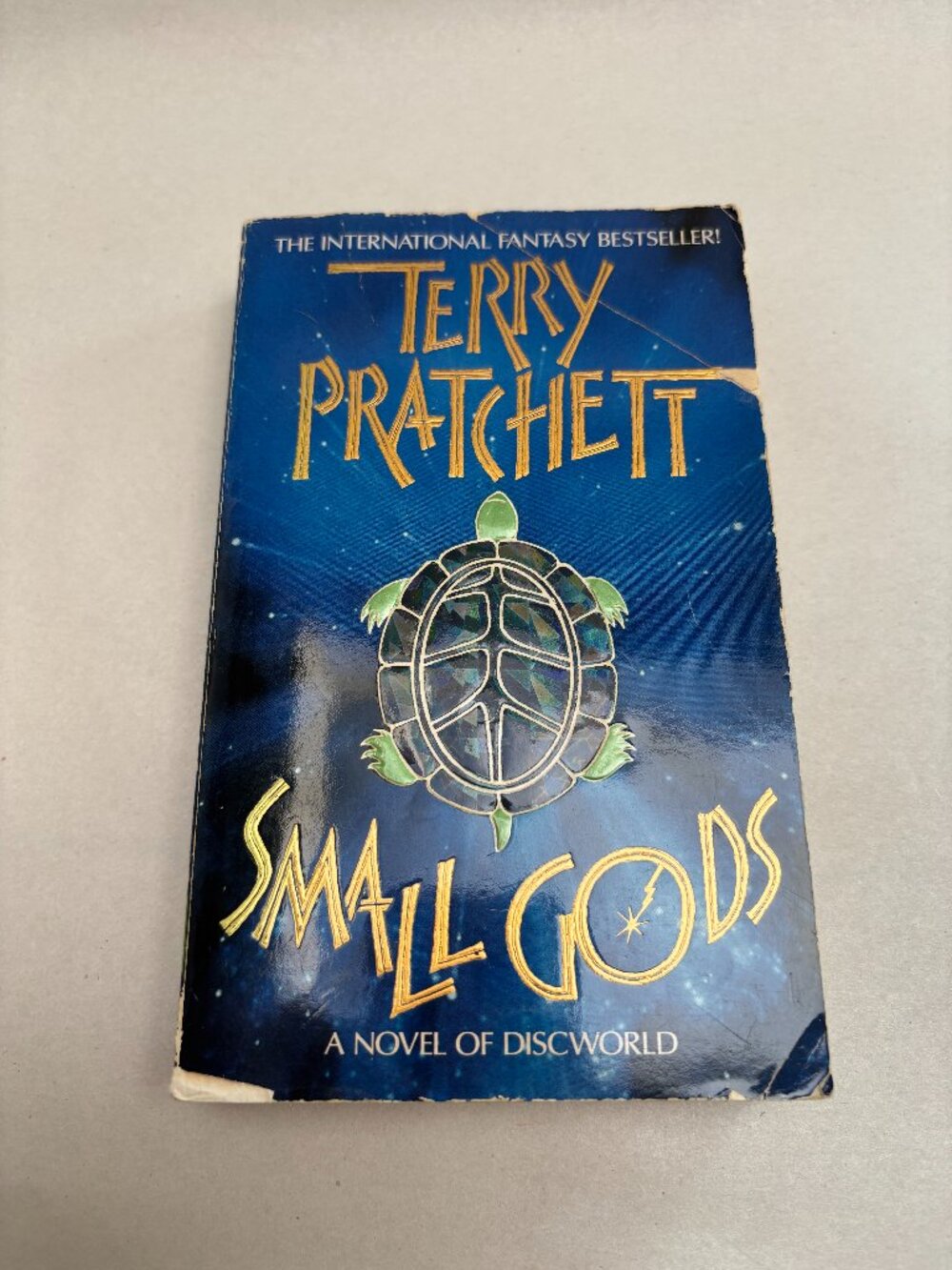 Small Gods- A Novel of Discworld by Terry Pratchett VTG '94 Softcover